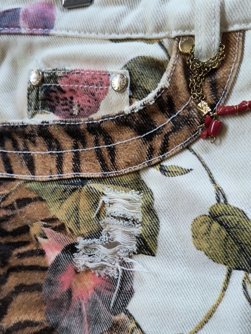 Vintage Y2K Roberto Cavalli Floral Tiger Print Denim Distressed Mini Skirt Sz S - Picture 7 of 17